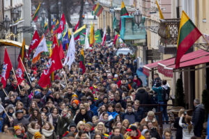 Sveikiname visus su istorine Vasario 16-ąja, privalančia pažadinti patriotus, katalikus ir inteligentiją