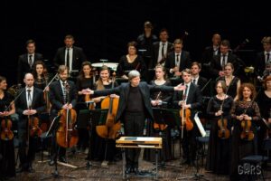 „Grammy“ laimėtojai „Sinfonietta Rīga“ ir smuiko virtuozas Daniil Bulayev koncertuos Vilniuje!